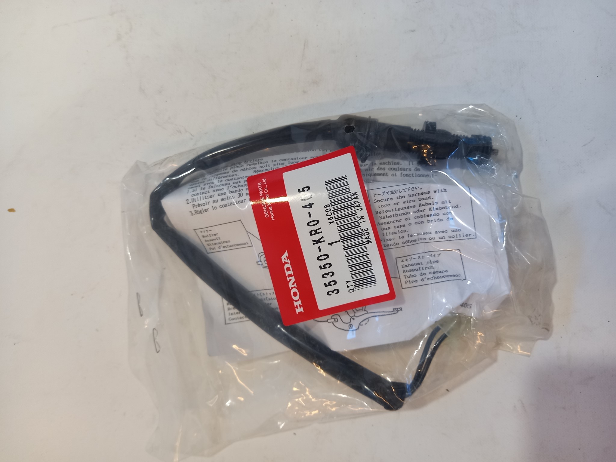 Picture of Honda  SCHALTER, BR.LICHT/KUPPL.  35350-KR0-405
